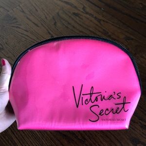 victoria's secret cosmetic bag
